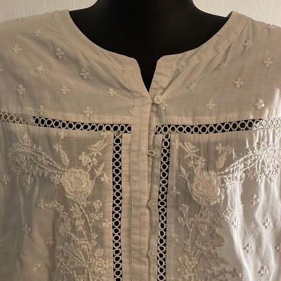 Small Loft white button down long sleeve 100% cotton floral embroidered blouse - Picture 2 of 16